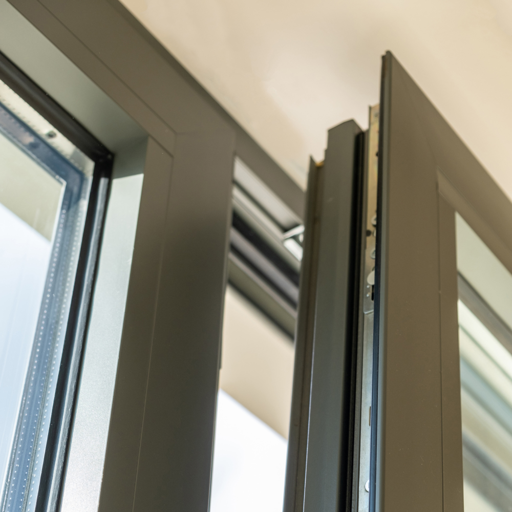 1a2048a3-f8b3-4151-bc55-dae661a1a150-1000x1000-uSMkznx1rwxYrWKH3C4ixe2r5BE8S3dNt3DjydOL